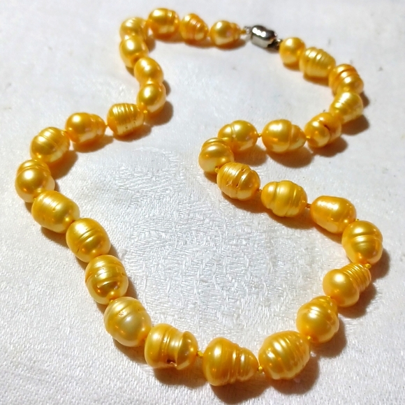 Golden pearls necklace baroque tahitian cultured jewelry pearls gold golden